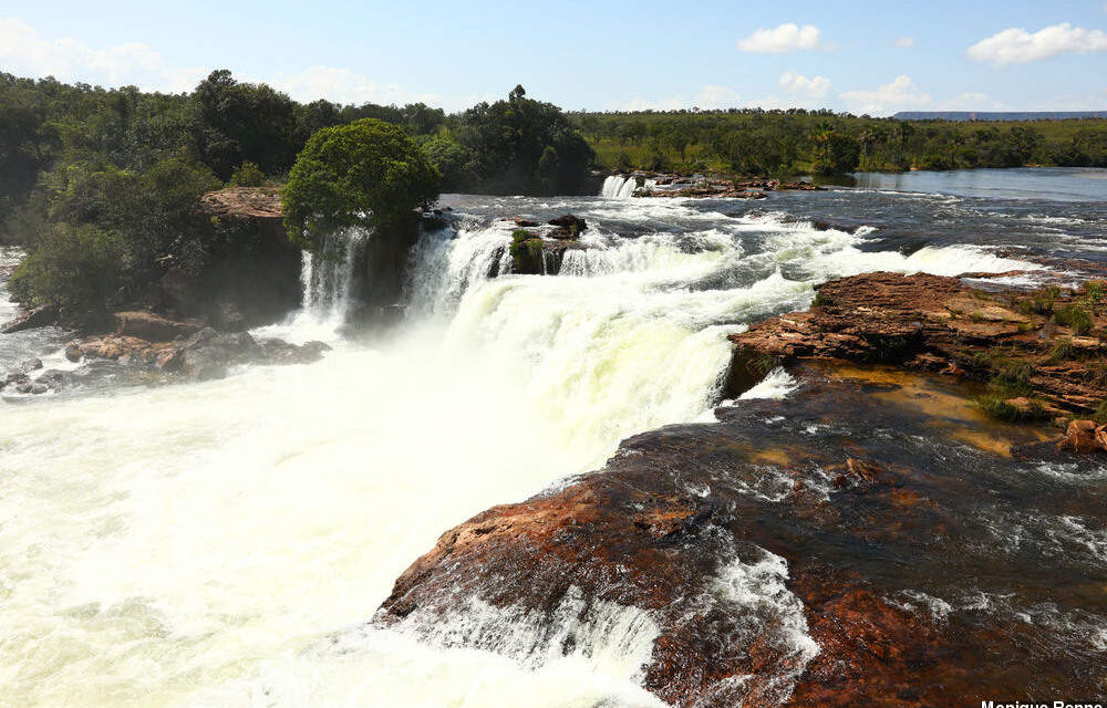 Conheça a Cachoeira da Velha no Jalapão e se encante!